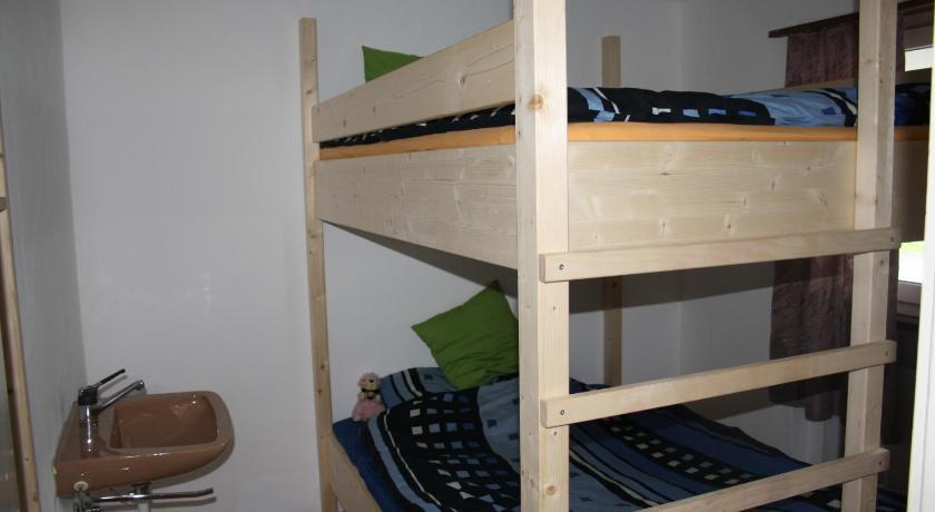 Sporti Grusch Hostel Δωμάτιο φωτογραφία