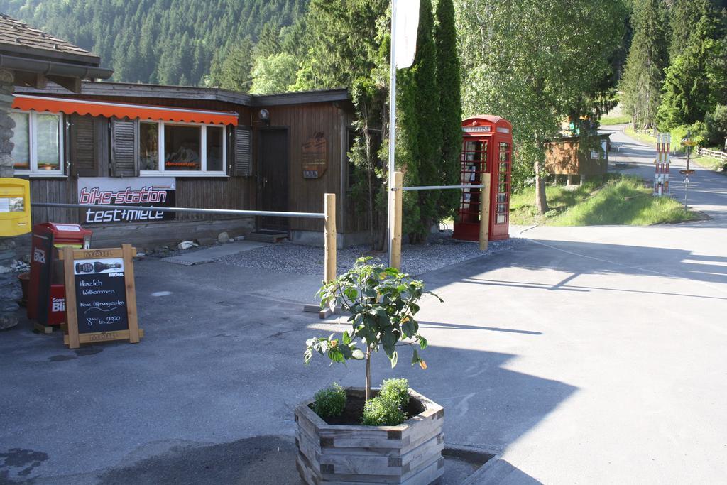 Sporti Grusch Hostel Εξωτερικό φωτογραφία