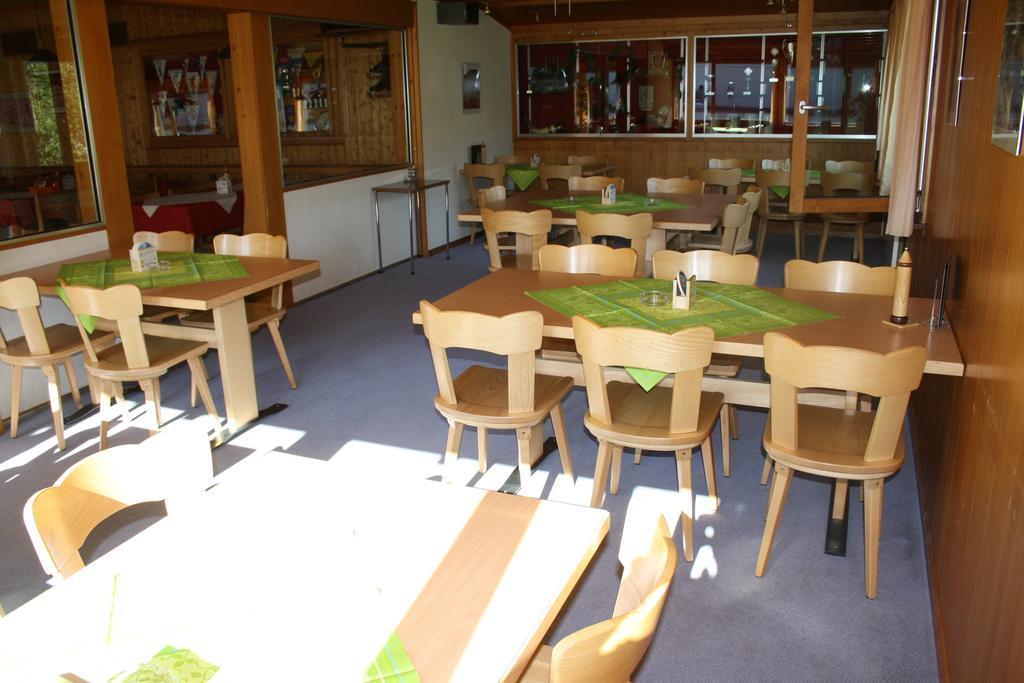 Sporti Grusch Hostel Εξωτερικό φωτογραφία